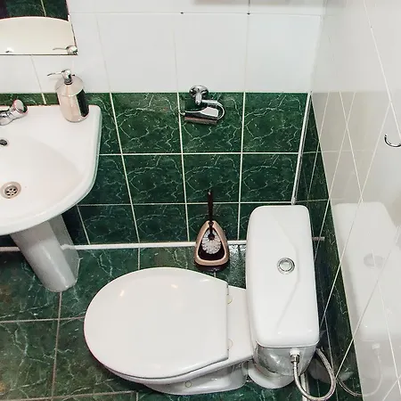 Globus Hostel